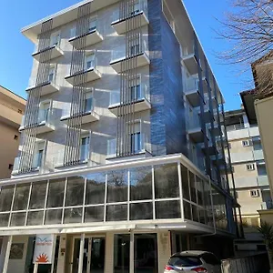 hotel-vernel.riccione-hotels.org/