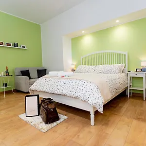bb-vico-milano-18.hotels-amalfi.com/
