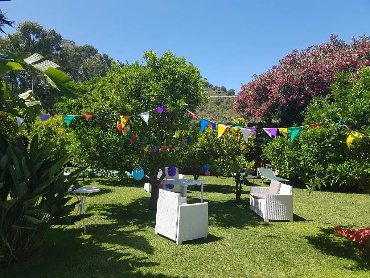 Arenosu Comfort Country Resort Fertilia