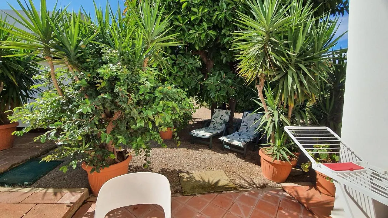 Arenosu Comfort Country Resort Fertilia Gasthuis