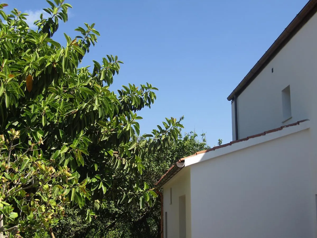 ** Gasthuis Arenosu Comfort Country Resort Fertilia Italië