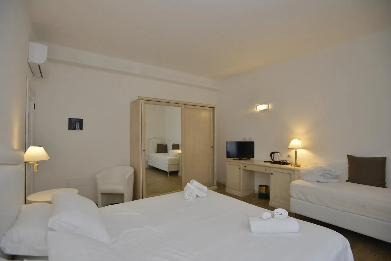 Arenosu Comfort Country Resort Fertilia 2*,  Italië